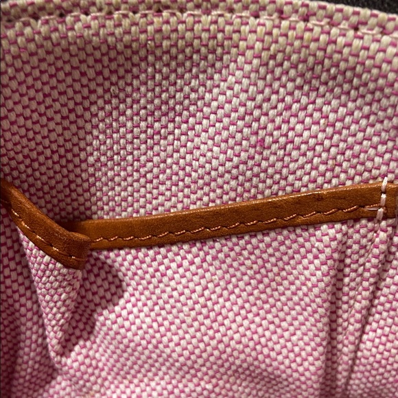 Dooney & Bourke Letter Crossbody NWT
(Yello Arround Zipper Inside From
Factory) - Picture 6 of 6